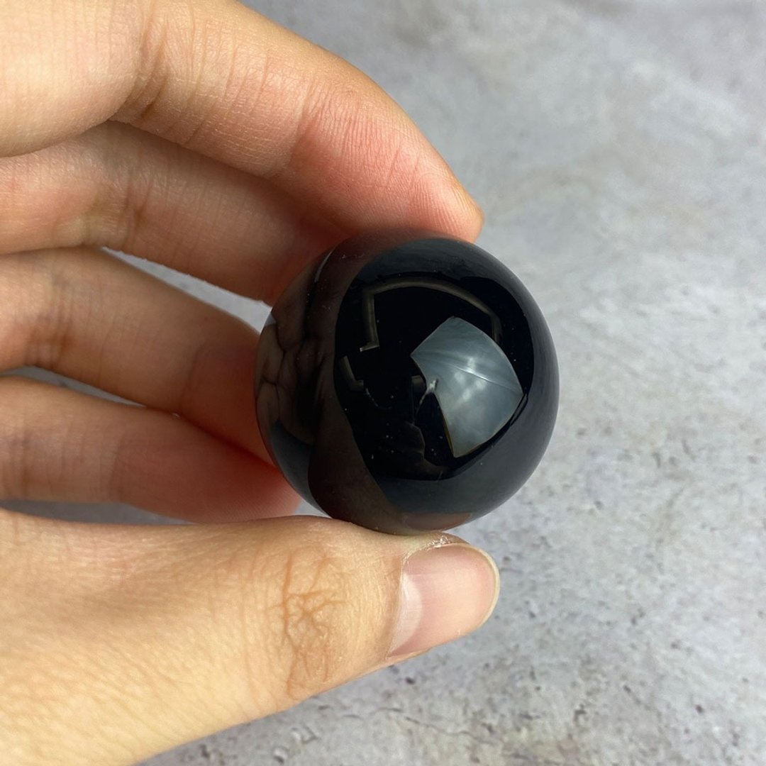 【微瑕特惠】水晶球 - 黑曜石 办公室摆饰 一物一图 不伤心福利品 - 摆饰 - 宝石 黑色