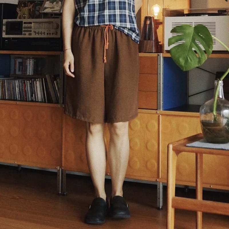 咖啡棕 夏季寬松五分褲休閒短褲中褲 大地色系軟糯棉麻 - 女装短裤 - 棉．麻 咖啡色