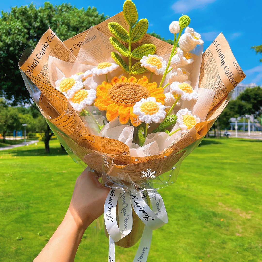 情人节礼盒   定制化礼物2026手工编织的夏日欢愉花束 - 干燥花/捧花 - 棉 橘色