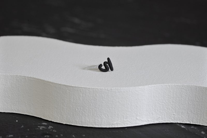 注音ㄎㄎ单边耳夹イヤリング台湾专属符号趣味典藏 中性单只耳环 - 耳环/耳夹 - 树脂 黑色