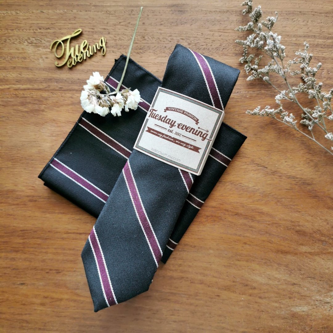 Necktie Charcoal black with Red stripe Set Pocket Square (Red stripe) - 领带/领带夹 - 棉 黑色