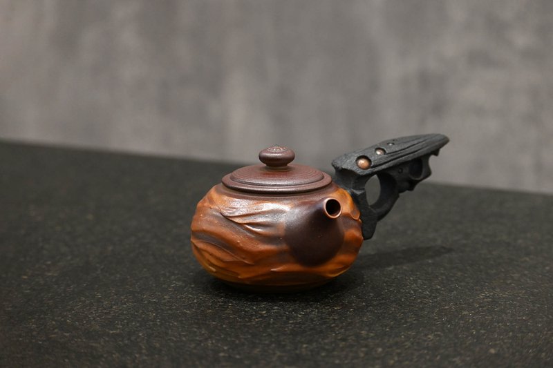 | 160cc | 柴烧造型侧把茶壶 茶壶 柴烧壶【臻麟陶艺】 - 茶具/茶杯 - 陶 