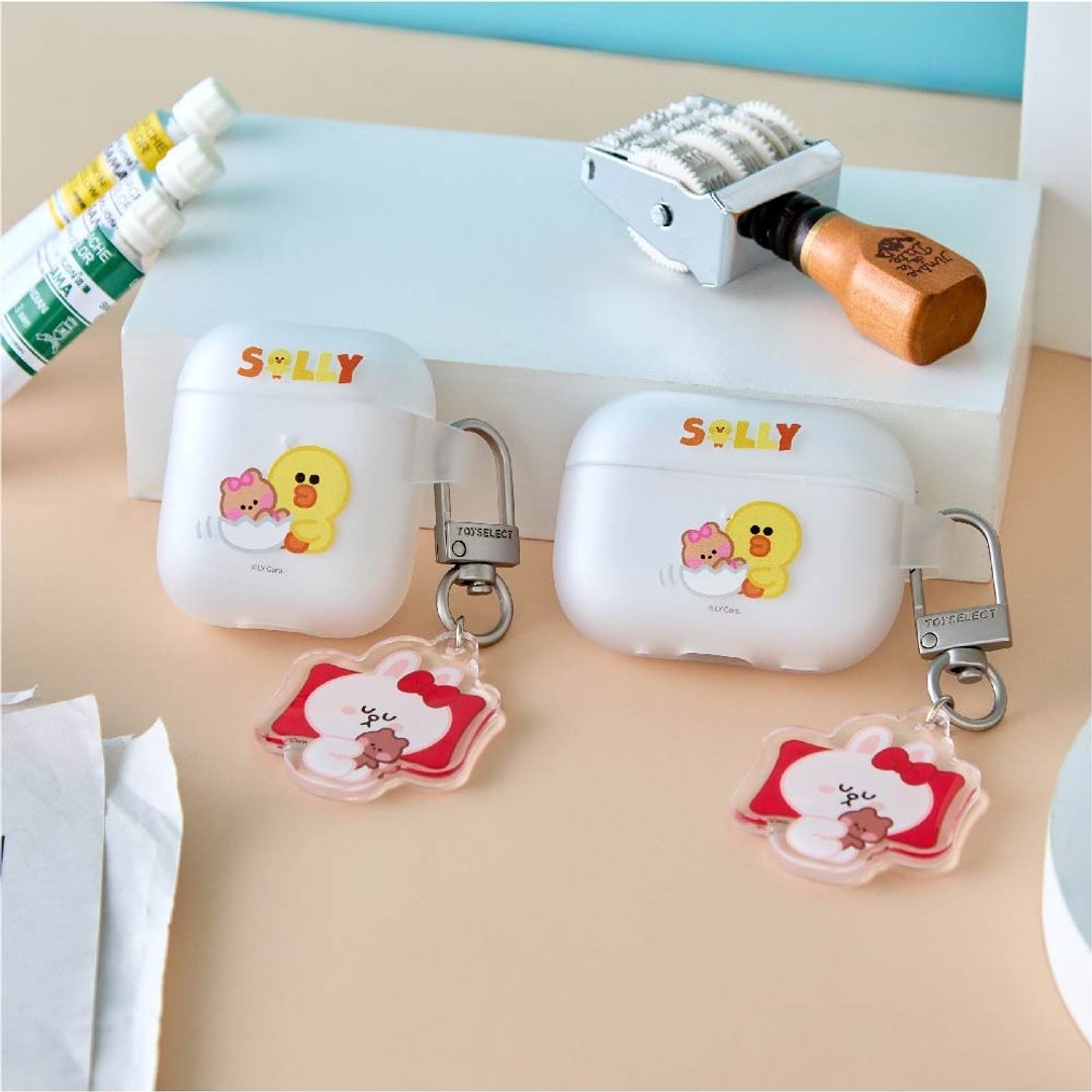 LINE FRIENDS MINI-莎莉与玩伴强悍防摔AirPods保护套(附吊饰) - 耳机收纳 - 塑料 多色