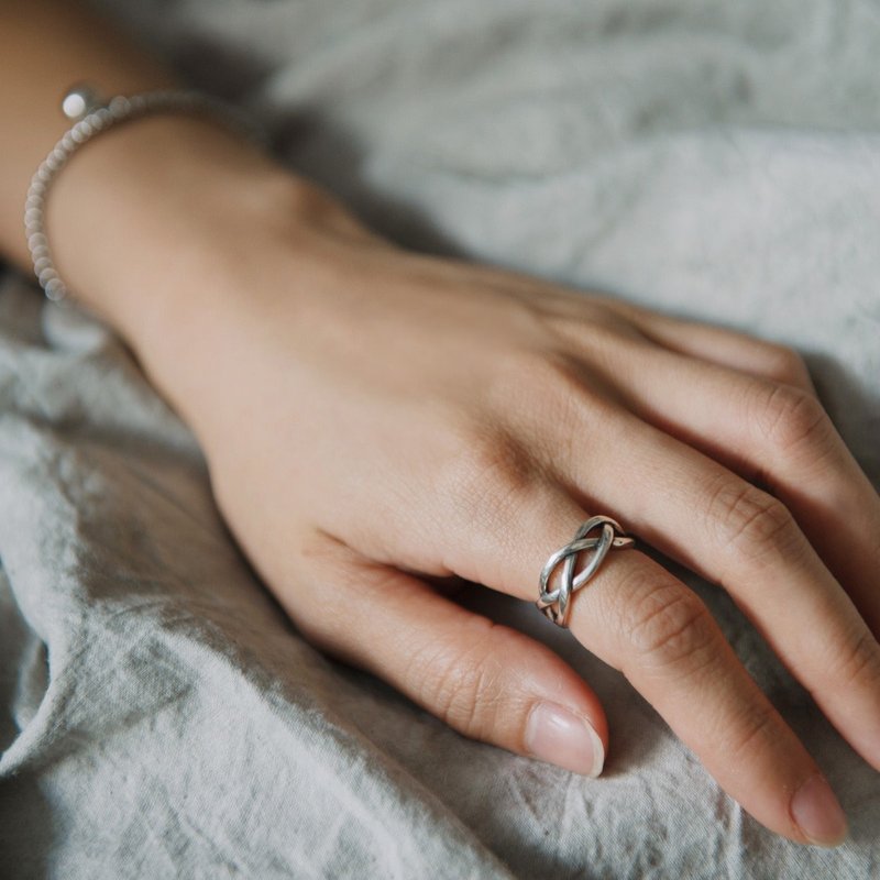 爱。不简单 - 纯银戒指 - 戒指 - 纯银 银色