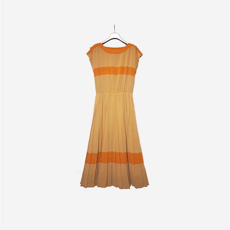 脱臼古着 / 拼色橘洋装 no.1094 vintage - 洋装/连衣裙 - 棉．麻 橘色