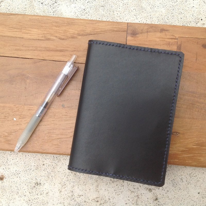 A6笔记本,书套 附muji本子,放卡片,插笔 手工缝制,真皮黑色 - 笔记本/手帐 - 真皮 黑色