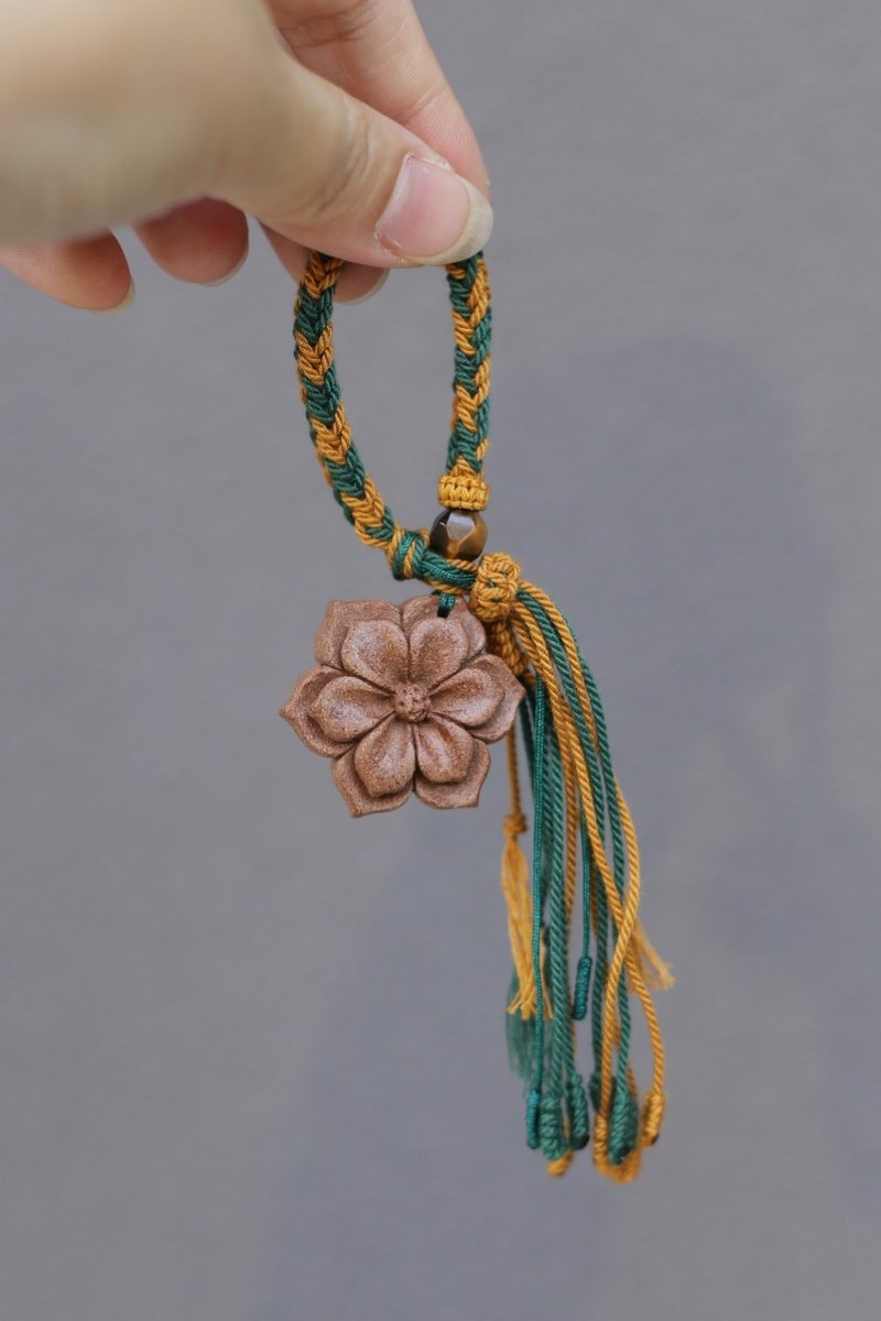 【福袋】壹染指香品 | 天然合香  藏式 短流苏 挂饰 | 一物一图 - 吊饰 - 植物．花 多色