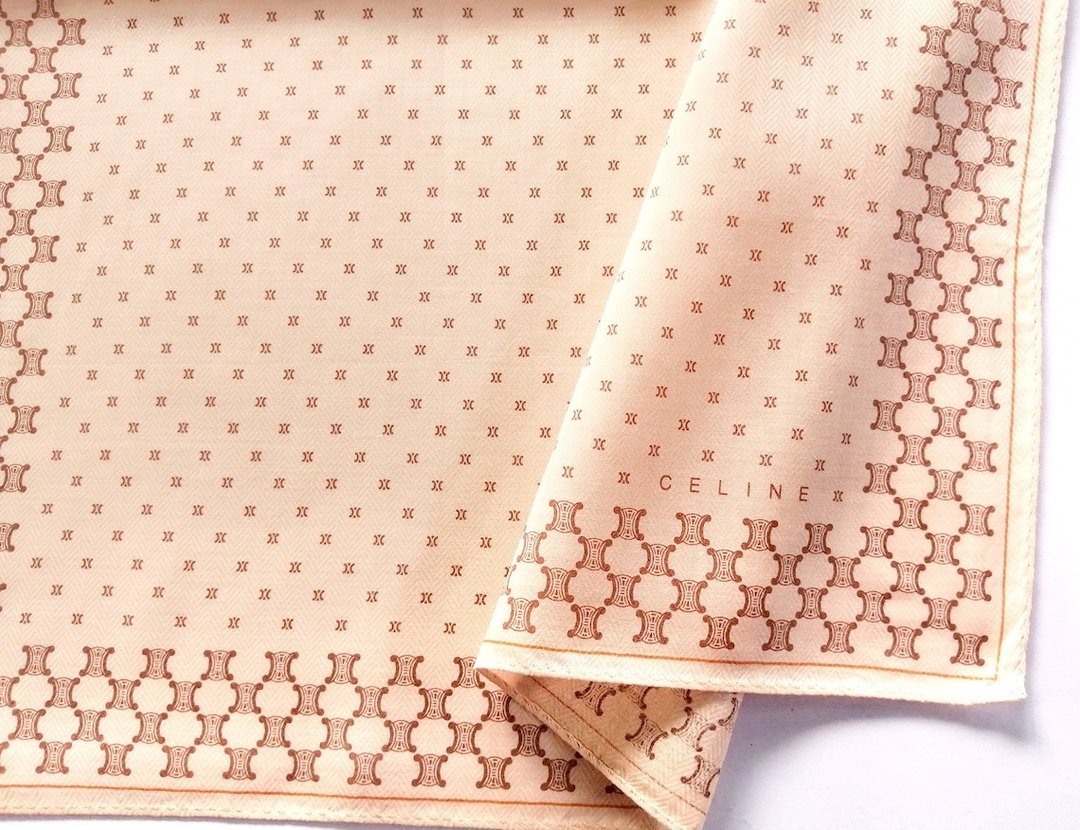 Celine 复古手帕 单色图腾 暖米色 口袋巾 21 x 21 英寸 - 手帕/方巾 - 棉 卡其色