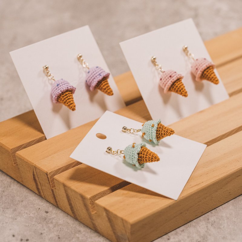 冰凉雪糕耳环 - 耳环/耳夹 - 绣线 多色