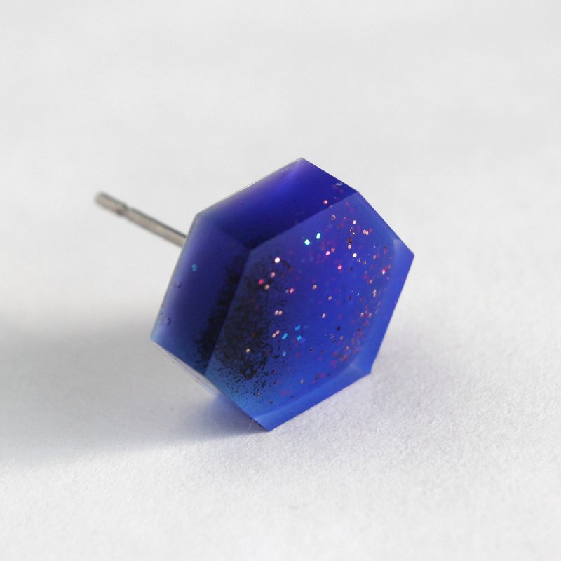 时光扫描 / 树脂耳环 - 单只 / 六角形 深蓝 紫色 渐层 - 耳环/耳夹 - 树脂 紫色
