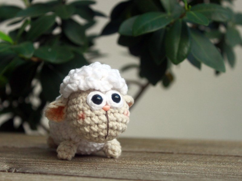 Molly小羊玩偶 | 针织小物 | 陪伴疗愈娃娃 | 毛线小动物 - 玩偶/公仔 - 棉．麻 