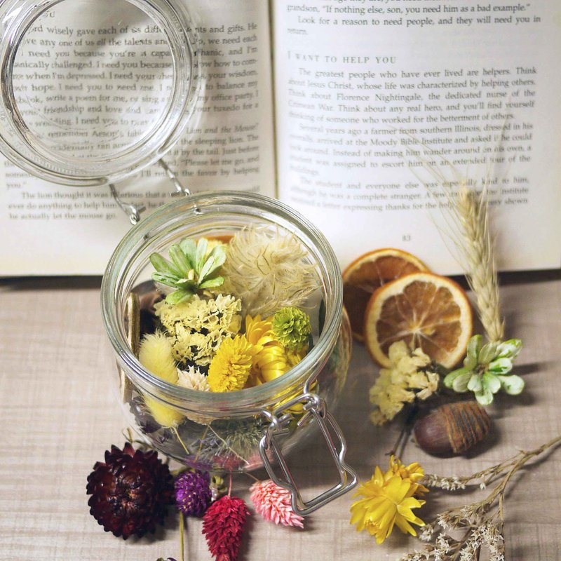 小品礼赞 干燥花果实材料 密封罐 红粉白/黄绿白 - 植栽/盆栽 - 植物．花 多色