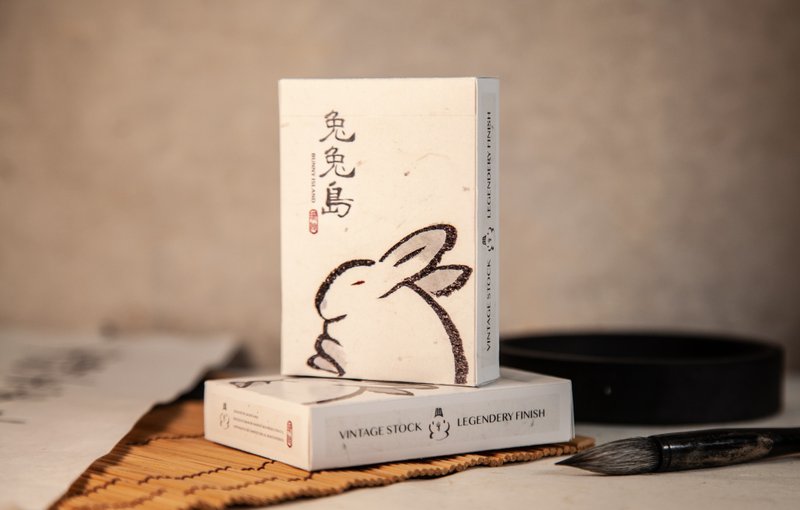兔兔岛 BUNNY ISLAND by SANDY CHANG - 其他 - 纸 白色