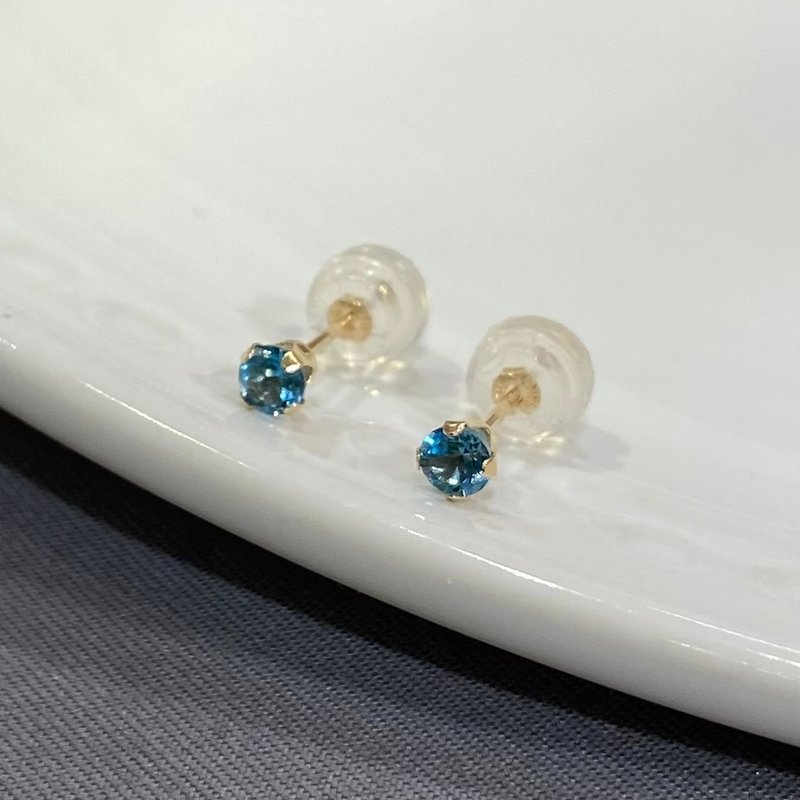 【K14 GOLD LONDON BLUE TOPAZ】14K 3mm 伦敦蓝托帕石 耳环 14KP5 11月诞生石 【SOLID GOLD】 - 耳环/耳夹 - 其他金属 蓝色
