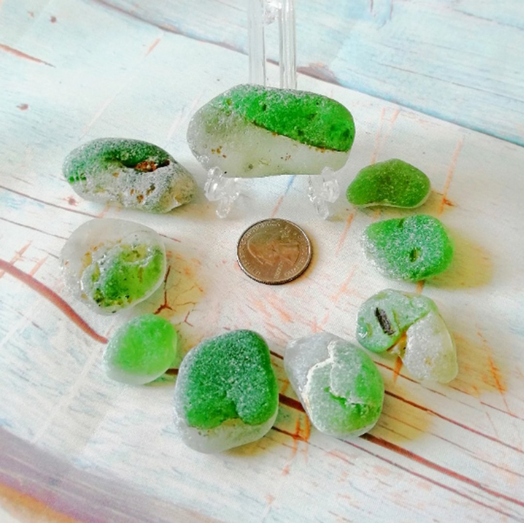 Bonfire Sea glass.Real sea glass for Sea glass decor and jewelry.Beach glass - 陶艺 - 玻璃 绿色