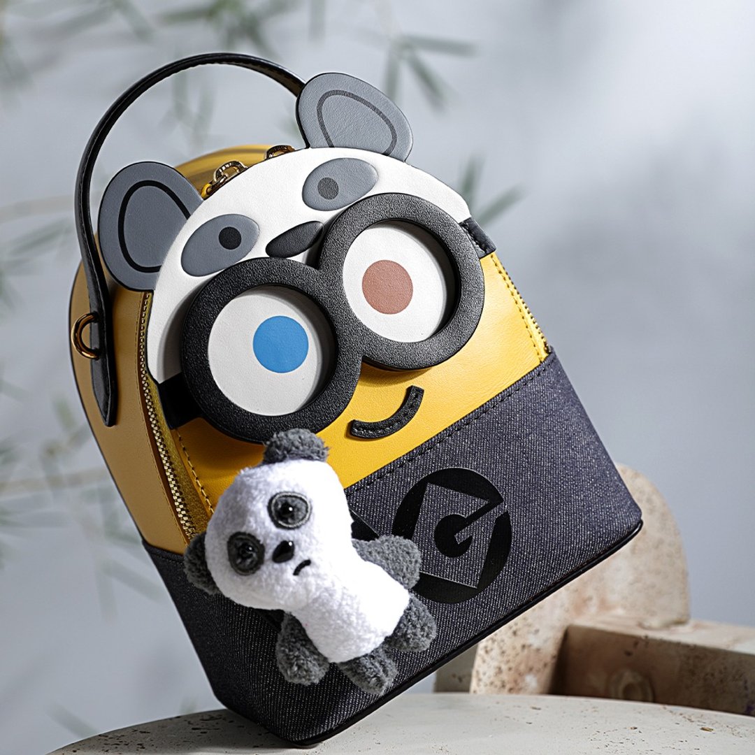 Minions牛仔布镶牛皮革背包  - 熊貓 - 侧背包/斜挎包 - 真皮 黄色