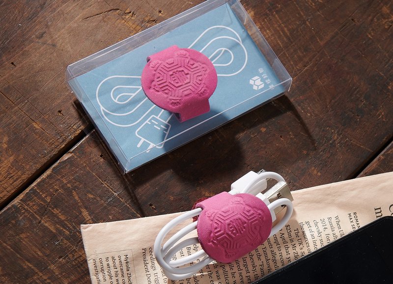 红龟粿真皮集线器 - 卷线器/电线收纳 - 真皮 红色