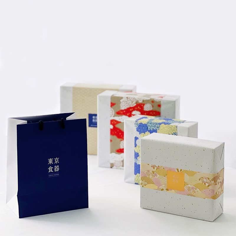 【加购】日式精致送礼包装 【附品牌纸袋】 - 纸盒/包装盒 - 纸 