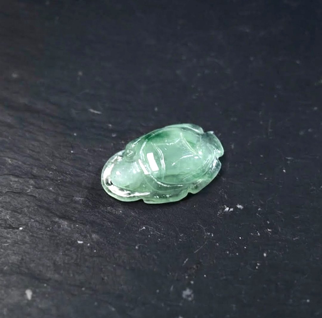 【吉祥·长寿】冰种飘绿花翡翠金钱龟 | 天然缅甸玉翡翠A货 |送礼 - 项链 - 玉石 绿色