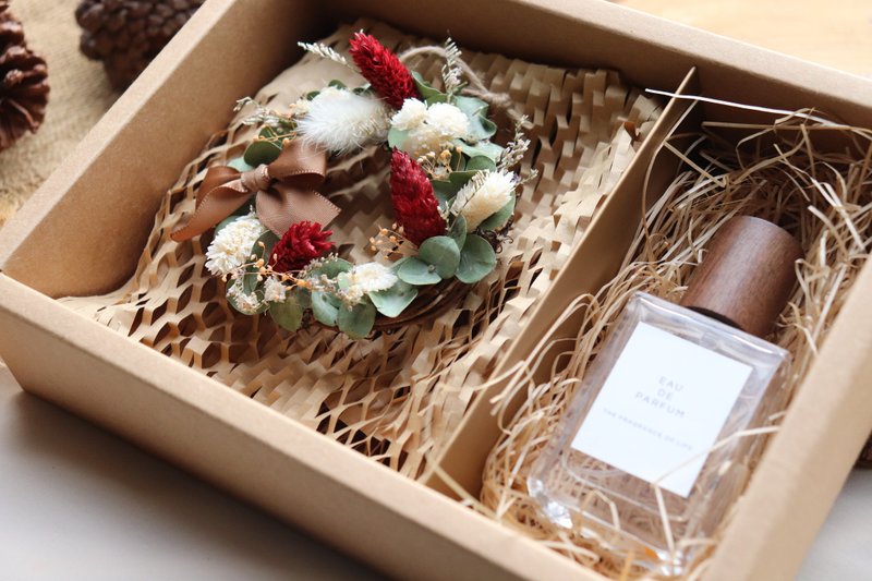 - 莳尝花艺 × Muli 香水 - 圣诞交换礼物限定礼盒 | 交换礼物 - 香薰/精油/线香 - 植物．花 红色