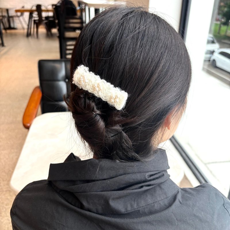 发夹/波浪与珍珠/珍珠量多款 手作发饰 质感 送礼礼物 - 发饰 - 压克力 白色