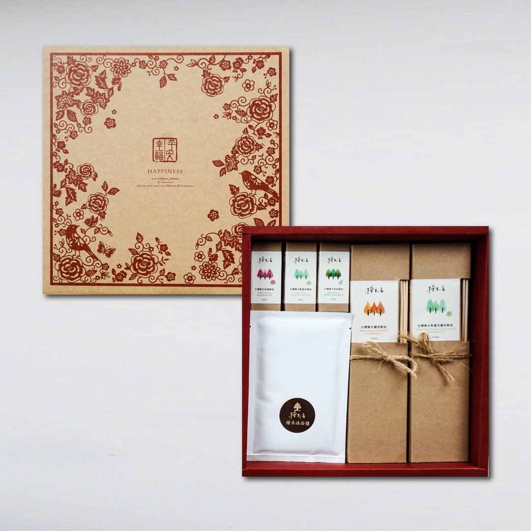 Goody Bag - 台湾桧木香氛礼盒 100%纯精油 通过SGS无毒检验 必买 - 香薰/精油/线香 - 精油 红色