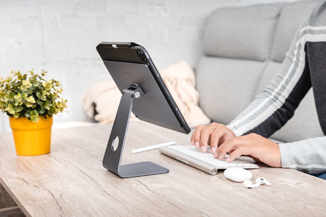 MagMount 磁吸可调式 iPad 支架 - 数码小物 - 铝合金 