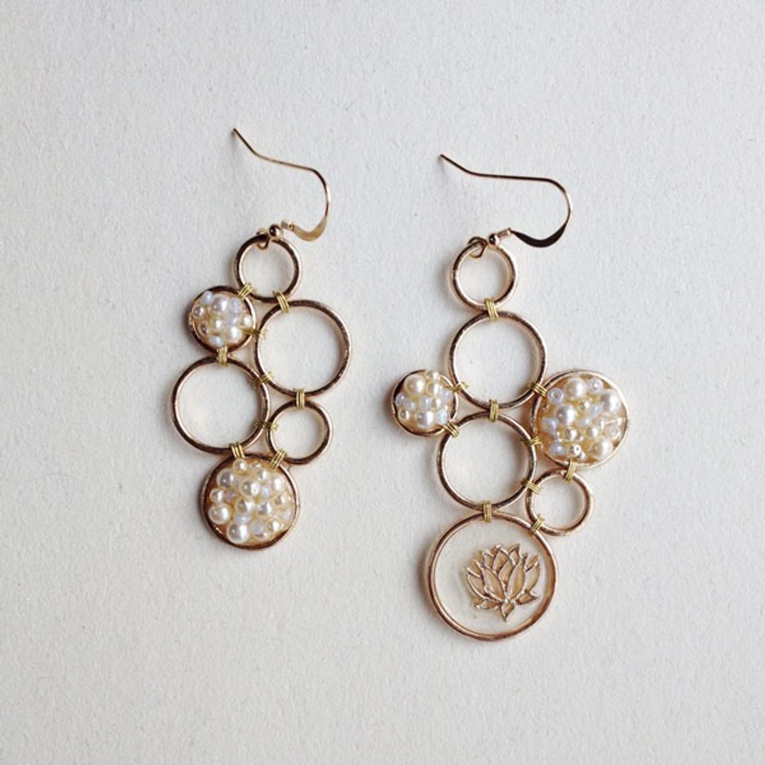 14kgf vintage Pearl and the "day-to-day bubble" of water lily earrings * Mimihari - 耳环/耳夹 - 其他金属 金色