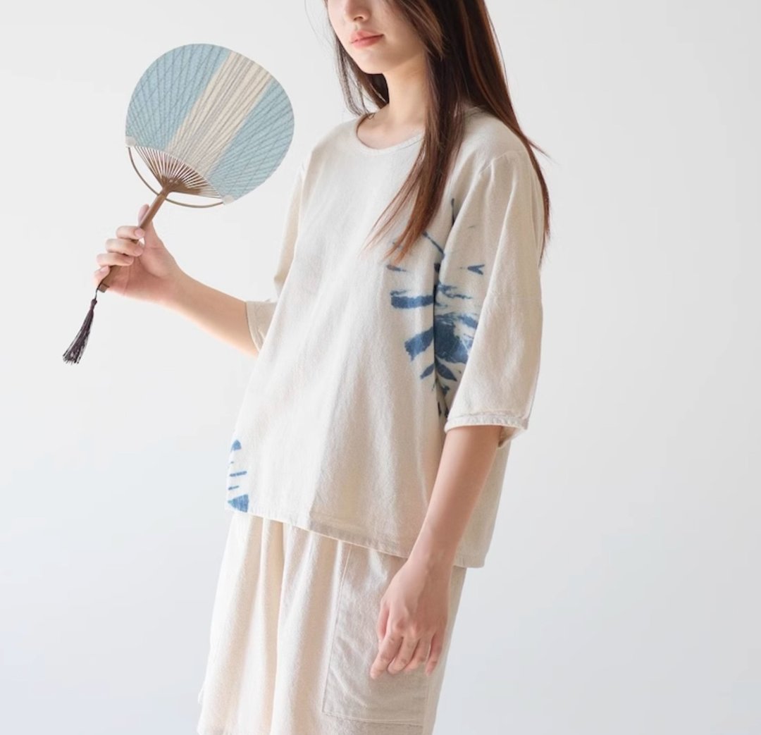 【棉質手工蓝染】大圆领七分袖上衣三色 - 女装上衣 - 棉 蓝色