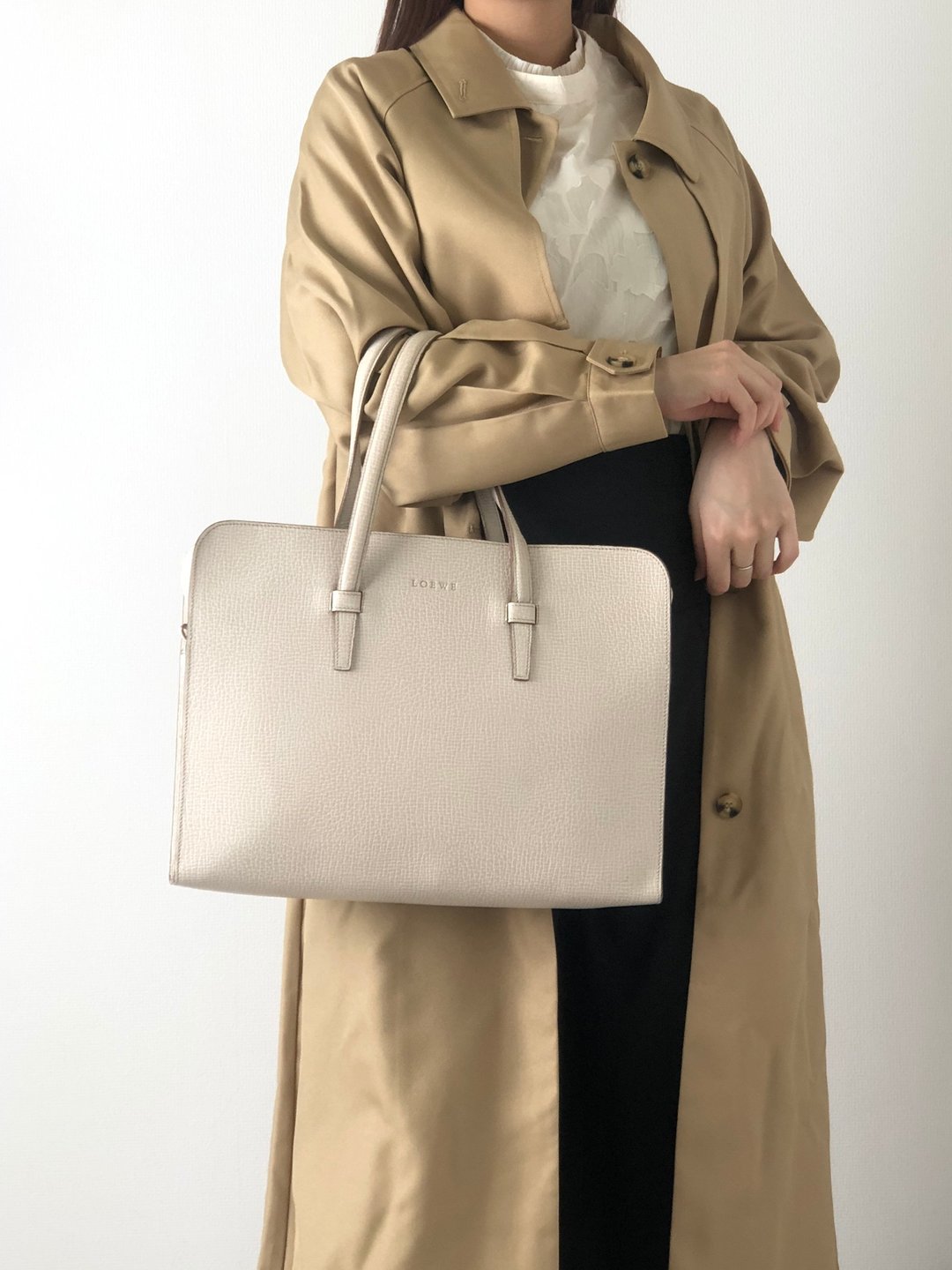 【日本直运，名牌二手包装】LOEWE手袋白logo压花皮革托特包vintage复古老dc866t - 手提包/手提袋 - 真皮 白色