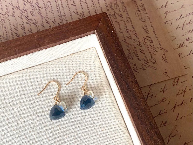 轻珠宝 伦敦蓝石英石淡水珍珠 || 温柔优雅 小冰粽 14KGF 耳环 - 耳环/耳夹 - 珍珠 蓝色