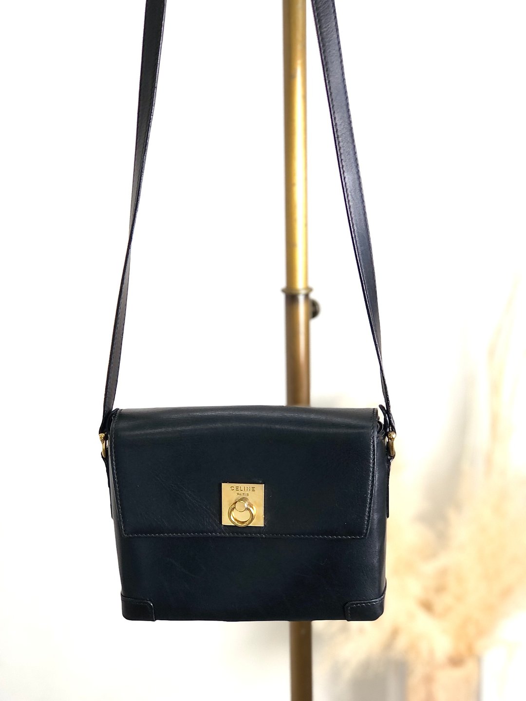 【 日本直送 名牌中古包 】CELINE 赛琳 肩背包 黑色 锁头设计 皮革 vintage 古董 ruhbm2 - 侧背包/斜挎包 - 真皮 黑色