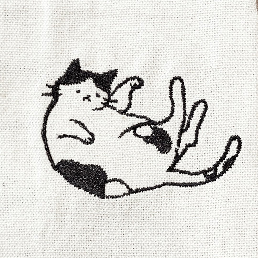 【加购刺绣】招き猫ですか/懒洋洋招财猫 | 公版电绣图案 - 其他 - 绣线 黑色