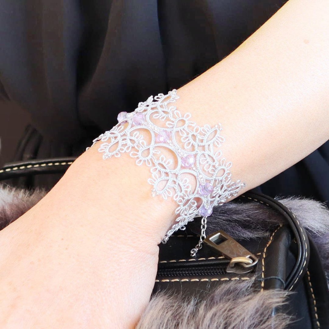 OYA Tatting lace Bracelet - ROYAL- Lavender Gray - 手链/手环 - 其他人造纤维 灰色