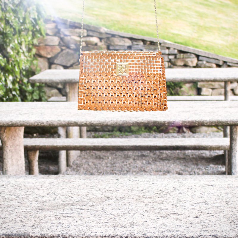 斜背包|手工编织包 - 优雅散发出与众不同的气质 美丽的引人注目 - 侧背包/斜挎包 - 其他材质 咖啡色