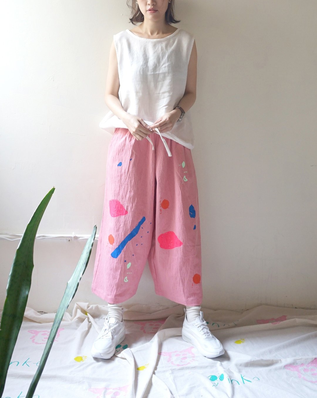 久违补货 自由-yinke手工印花粉红牛仔扎实口袋宽裤 - 女装长裤 - 棉 粉红色