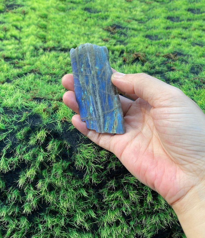 彩虹蓝彩光拉长石 办公室 风水摆件 旺桃花事业 招财运 快速出货 - 摆饰 - 水晶 多色