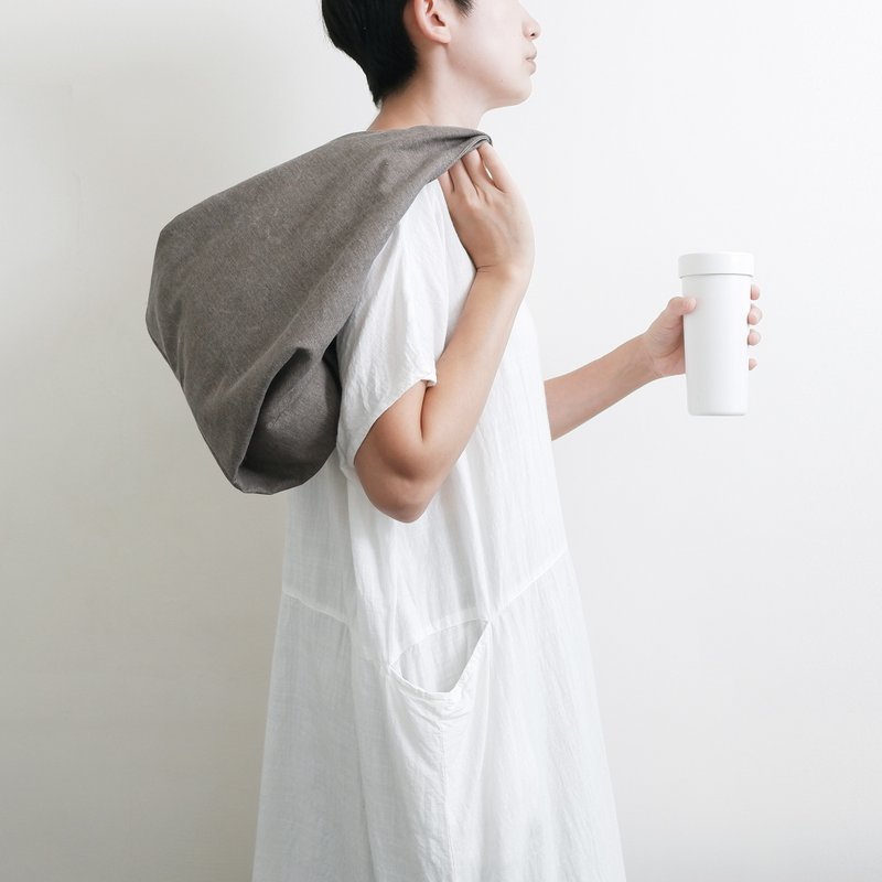 一块流浪苔 水洗帆布手提包袱 便当袋 - 侧背包/斜挎包 - 棉．麻 绿色