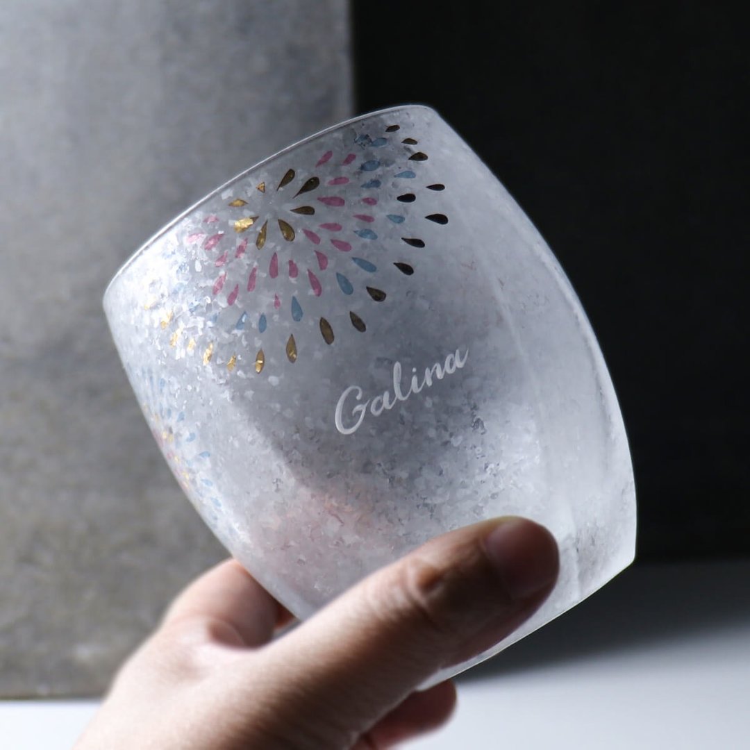 345cc【日本ADERIA】夏日祭典 花火金鱼 刻字玻璃杯 描金吉祥图案 - 酒杯/酒器 - 玻璃 蓝色