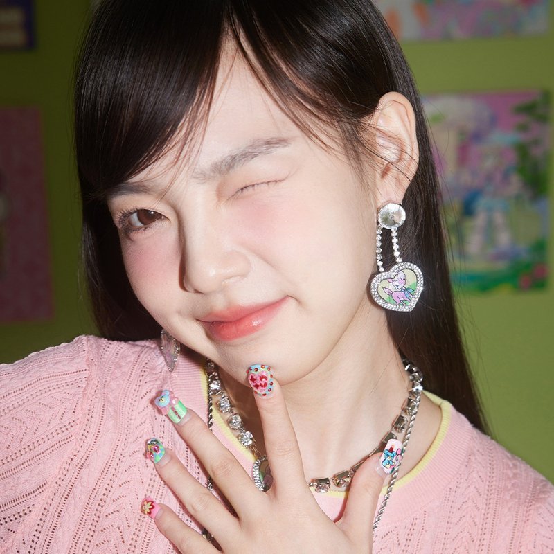 卡通小鹿 可爱镶满水钻耳夹 耳钉 耳环 - 耳环/耳夹 - 其他材质 多色