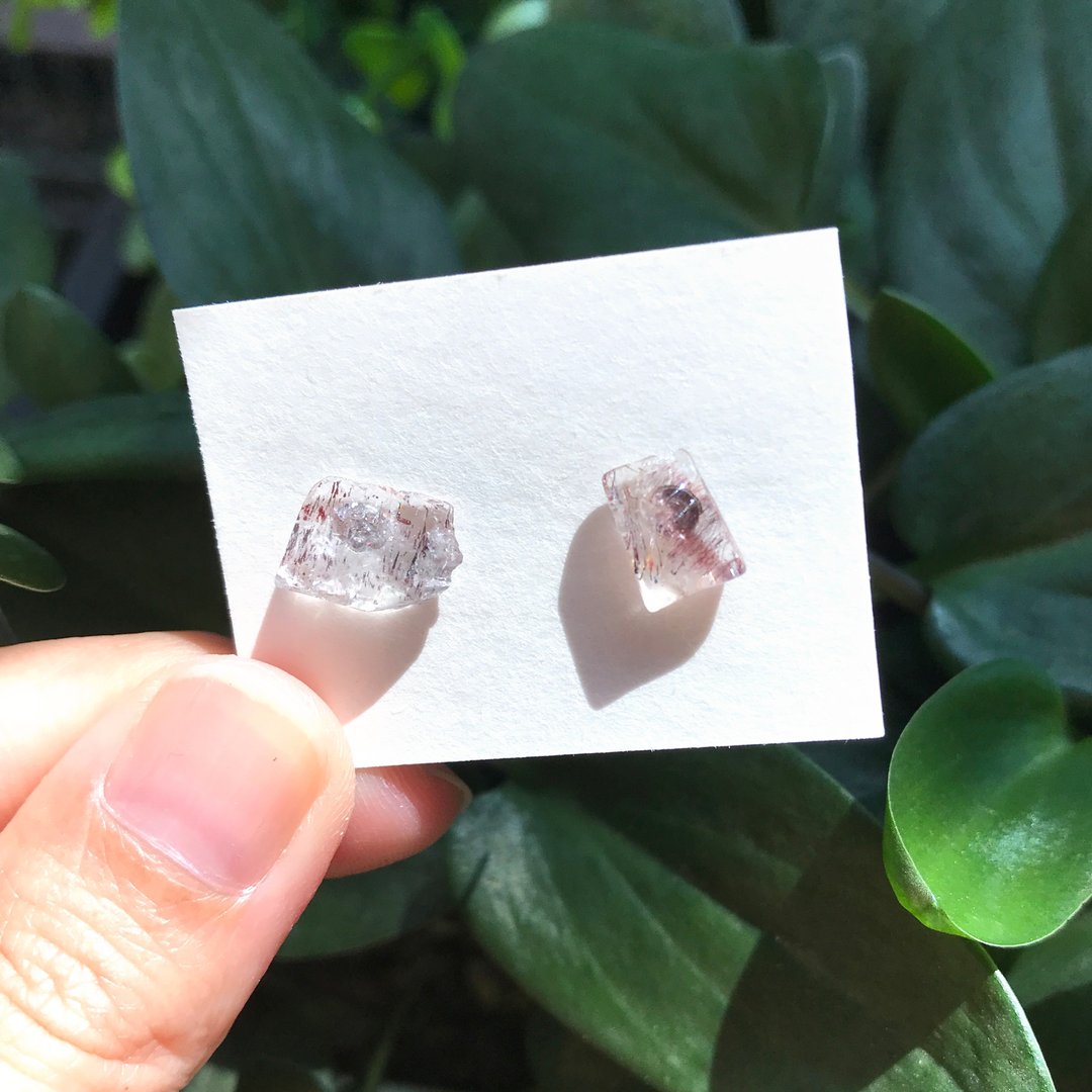 超高频率水晶 超七耳环  天然石 水晶耳环 饰品 - 耳环/耳夹 - 水晶 多色