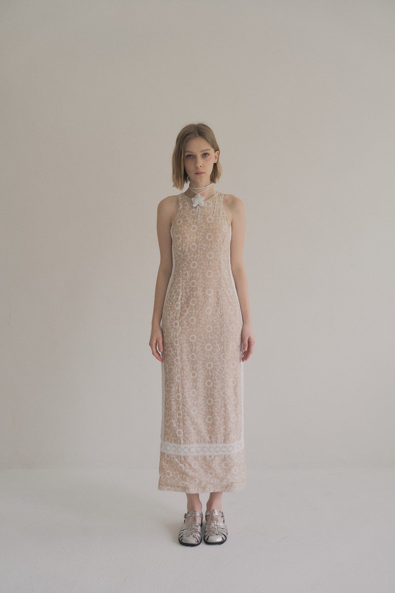 floral lace open back dress 蕾丝挖背洋装 soft peach 粉杏桃 - 洋装/连衣裙 - 其他材质 橘色