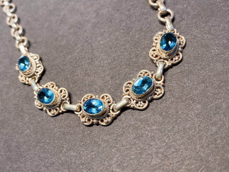 天然 瑞士蓝 托帕石 手链 尼泊尔 手工制 925纯银 - 手链/手环 - 宝石 蓝色