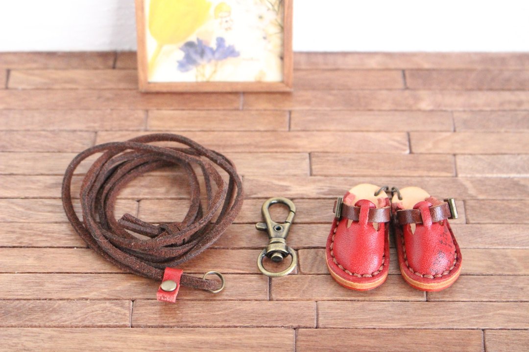 【订制商品】 Tochigi Leather 迷你木屐项链与坠饰 (红色) - 吊饰 - 真皮 红色