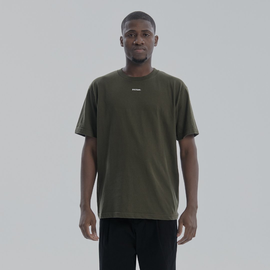 DYCTEAM -  LOGO TEE (GN) - 中性连帽卫衣/T 恤 - 棉．麻 绿色