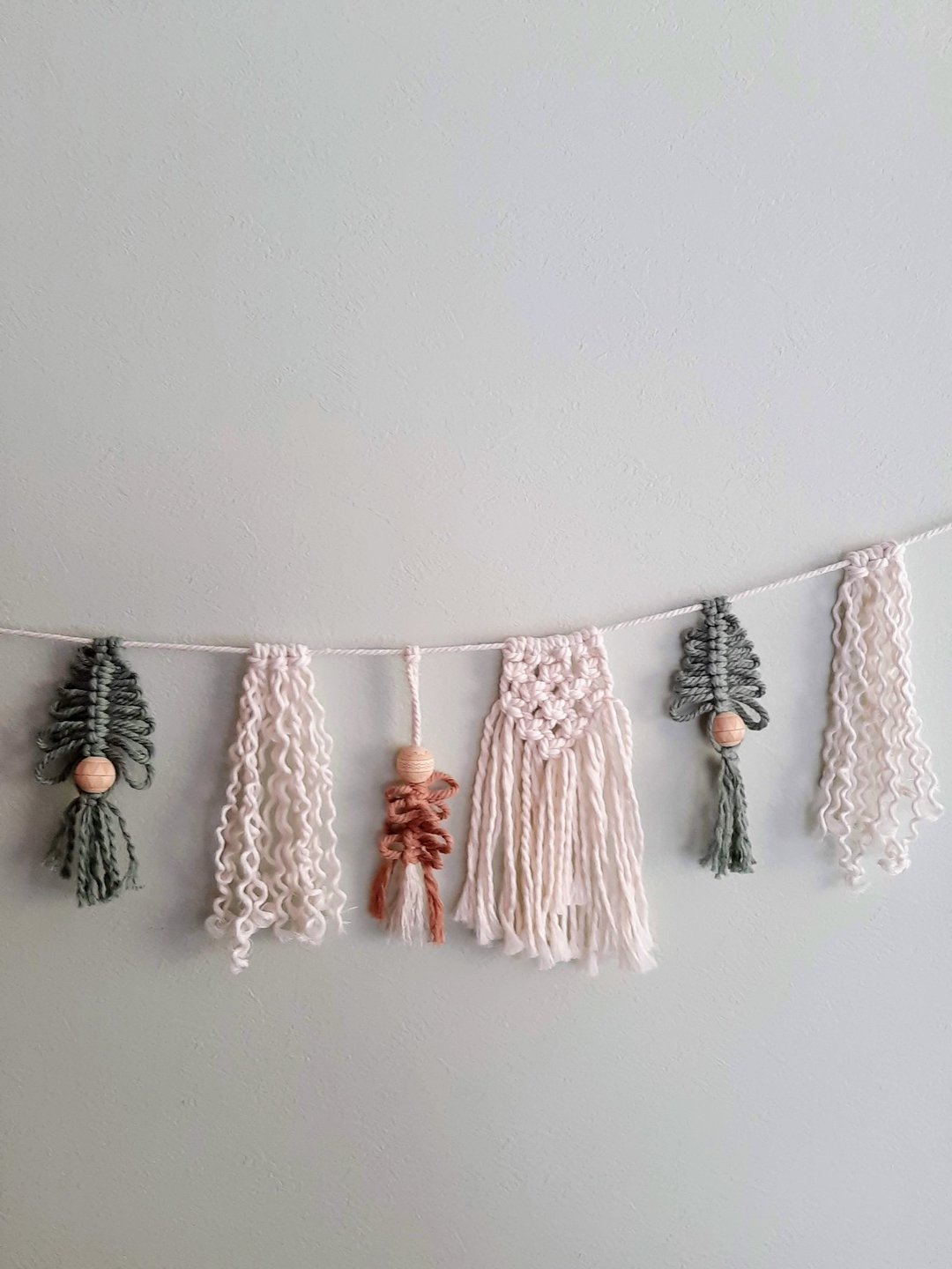 Mini Macrame Garland / Banner - 墙贴/壁贴 - 棉．麻 白色