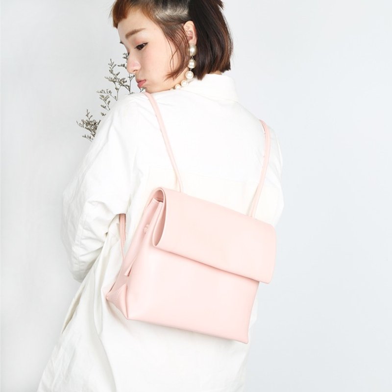 粉色 新款原创设计 极简纯手工制 真皮单肩斜挎/双肩女包 简约多用二层牛皮折盖后背包 内带拉链 | 古良原创设计创意皮具 - 后背包/双肩包 - 真皮 粉红色