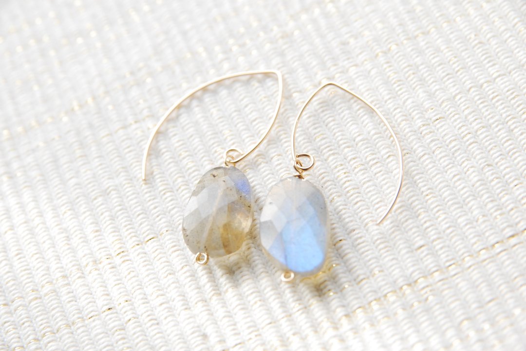 Labradorite Earrings 14kgf no.3 - 耳环/耳夹 - 半宝石 灰色