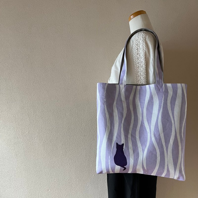浴衣布托特包 A4尺寸 猫咪与立涌纹 受注生产 - 手提包/手提袋 - 棉．麻 紫色