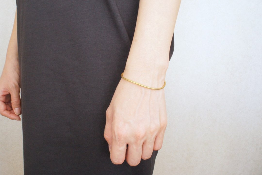 brass bangle  slender - 手链/手环 - 铜/黄铜 金色